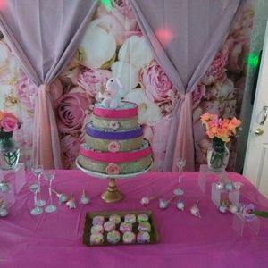 Meet your Posher, Natasha